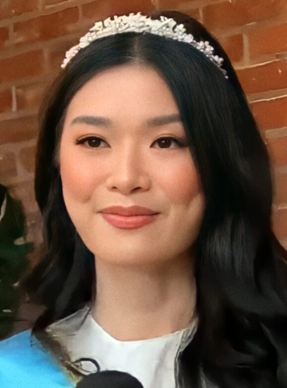 Carla Yules sebagai Miss World Asia 2022